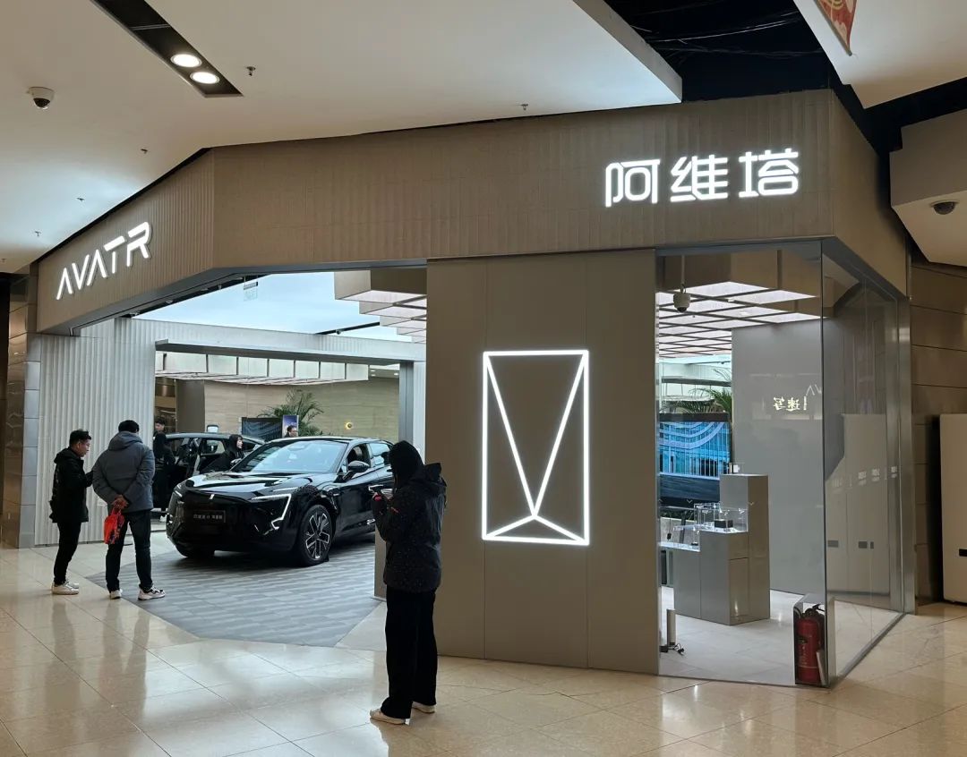 安朱华荣背水一战充满未知尊龙人生就是博退休前长(图1)